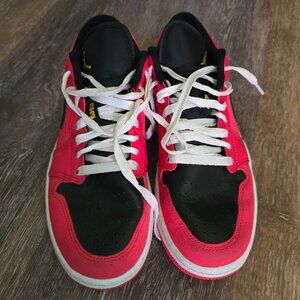 Womens size 9.5 Jordans